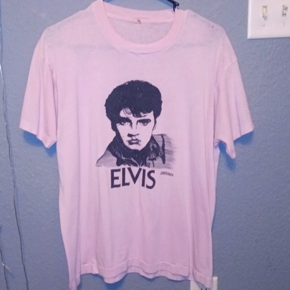Pink Elvis t-shirt